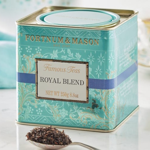 černý čaj ROYAL BLEND sypaný 250g od Fortnum & Mason s lehce promáčknutou plechovkou